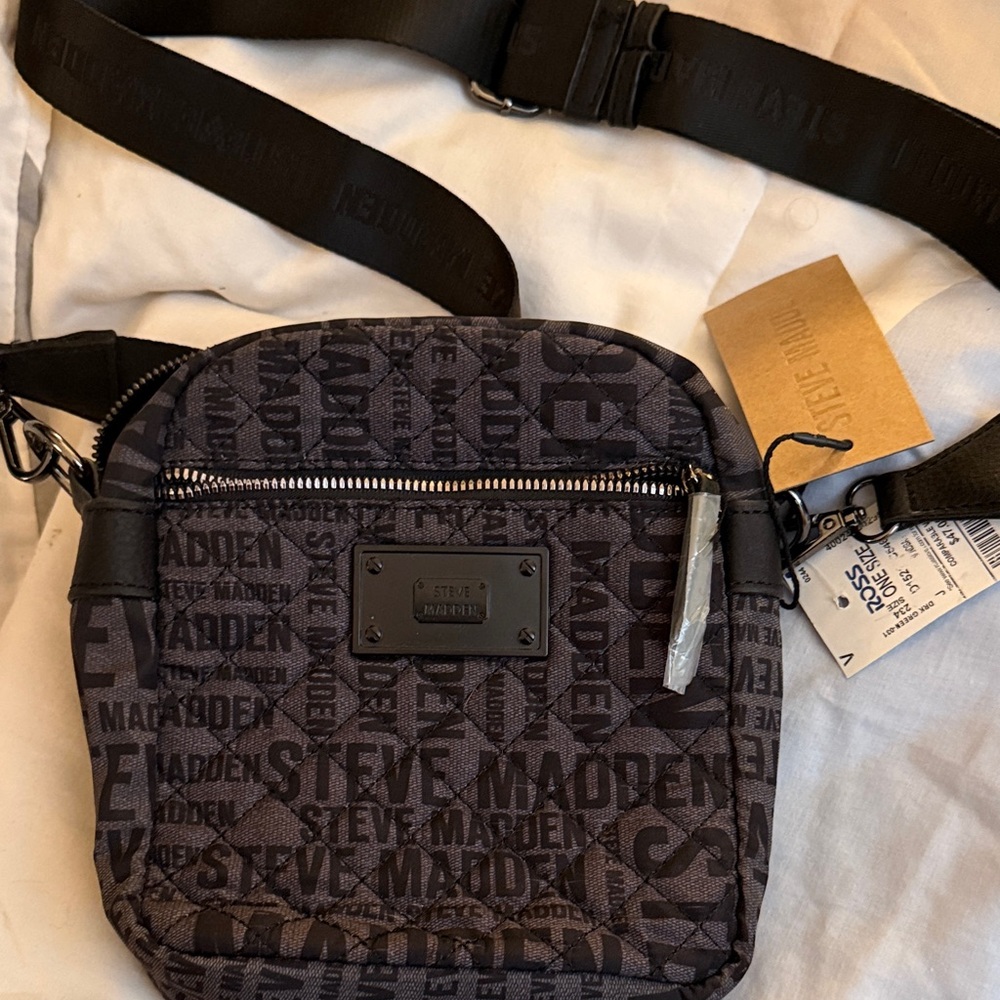 Steve Madden Black and Gray Belt Bag